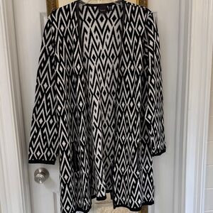 Rafaella Black and White Diamond Pattern Sweater
